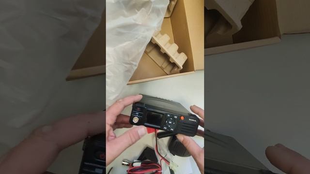 Рация Lira DM-1000.Автомобильная, цифроаналоговая. смотреть онлайн