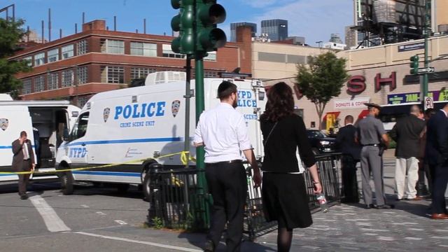 NYPD Crime Scene Unit On Scene Of A Shooting On The West Side Highway In Manhattan, NY. смотреть онлайн