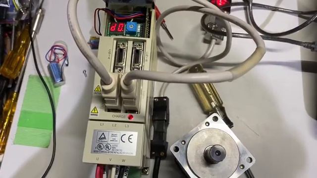 MITSUBISHI SERVO DRIVER，MR-J2-20B，Q9YF03015。 смотреть онлайн