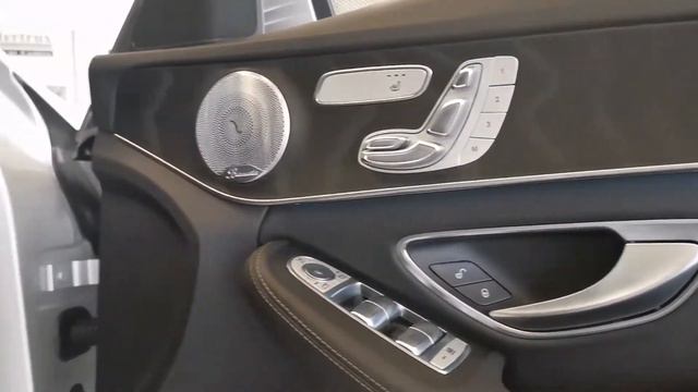 2017 Mercedes-Benz C220 D 4MATIC AMG LINE PREMIUM PLUS смотреть онлайн