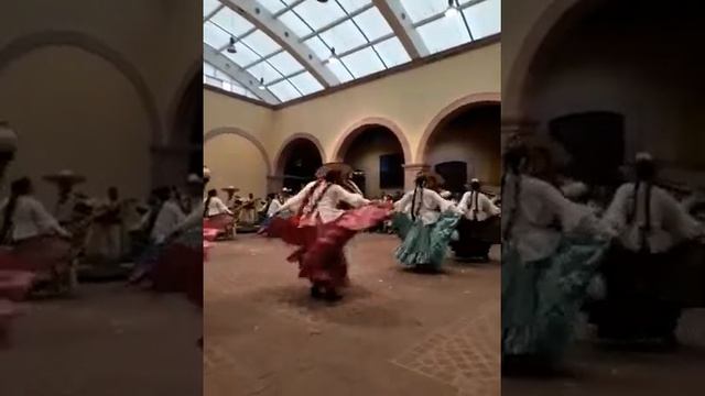Folk dances of Zacatecas Mexico / Volkstänze von Zacatecas Mexiko II смотреть онлайн
