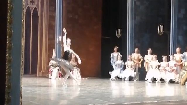 Ксения Овчинникова, вариация Одиллии, "Лебединое озеро" 2 сентября 2023 смотреть онлайн