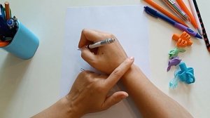 Постановка руки при письме