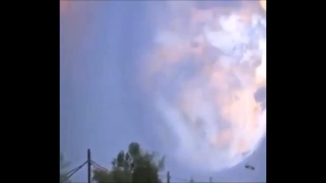 Видео - Огромную Нибиру увидели в небе над Казахстаном. Video of huge Nibiru in the sky. смотреть онлайн
