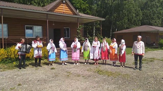 Шупашкар районĕнчи "Палан" фольклор ушкăнĕ хăнасене кĕтсе илет смотреть онлайн