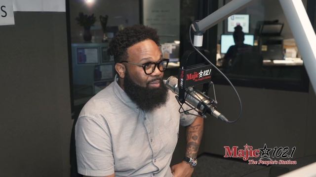 Blanco Brown On The Success Of 'The Git Up': "It's A Blessing" смотреть онлайн