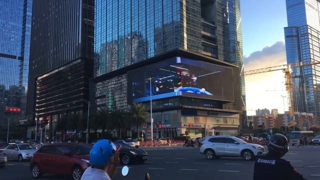 3D реклама на уличных светодиодных Ultra-HD LED экранах, размещенных на фасадах зданий смотреть онлайн