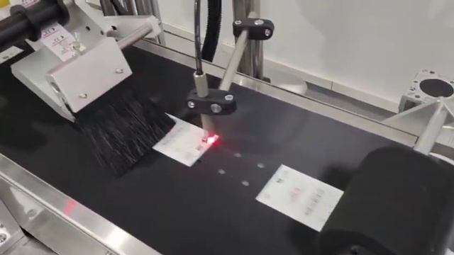 Vietnam RFID Sticker adhesive Labeler machine -tags sample Video смотреть онлайн