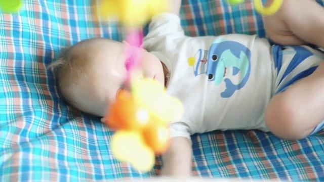 Как фотографировать своих детей дома. Вступительное видео. смотреть онлайн