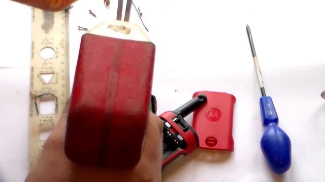 MOTOROLA TLKR T40 PMR - modyfikacja anteny - antena modification смотреть онлайн