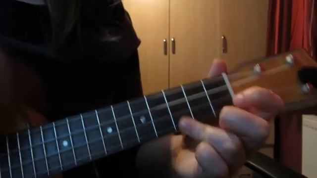 "Let it go" FROZEN Ukulele Tutorial! смотреть онлайн
