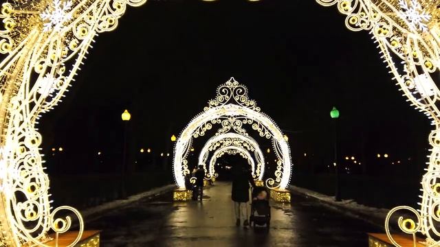 ⁴ᴷ⁶⁰ Walking Moscow: Christmas Walk ? Gorky Central Park of Culture and Leisure смотреть онлайн