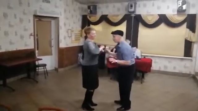 юбилей мужа,завершающий танец??? смотреть онлайн
