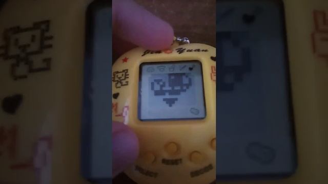 ЭТО ИГРУШКА 90-X, ОБЗОР НА ТАМАГОЧИ+СЕКРЕТНЫЕ КОДЫ смотреть онлайн