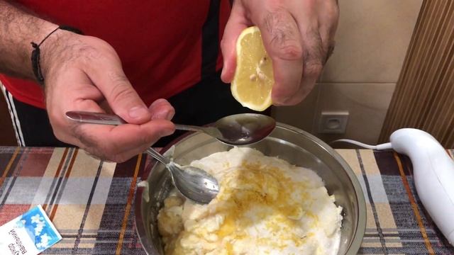 Летние оладьи с персиками