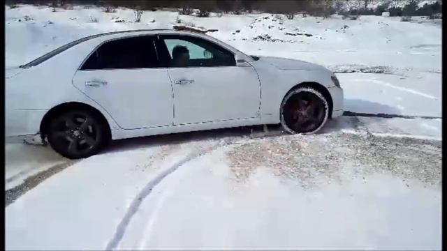 Toyota mark X BeSS ''Snow mode on'' смотреть онлайн