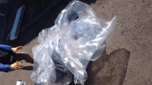 пацана замотали в пленку