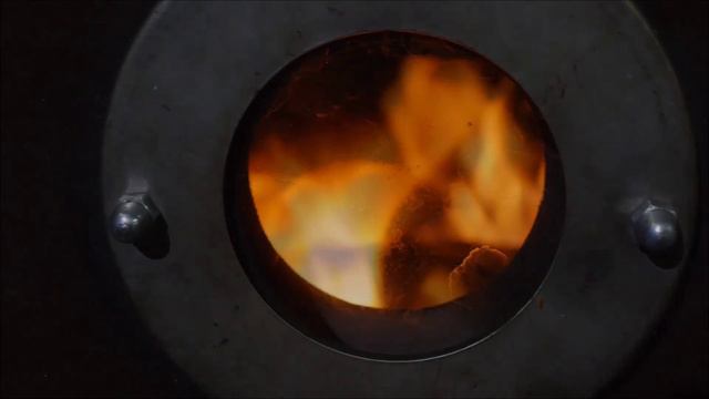 Работа пеллетного котла Космос, переход с дров на пеллеты смотреть онлайн