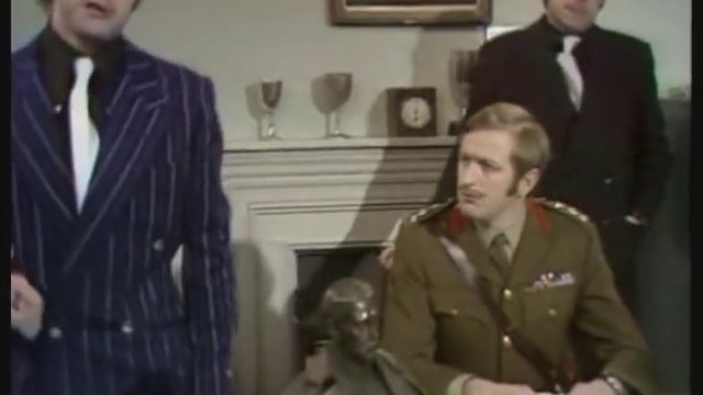 Monty Python - Mafia смотреть онлайн