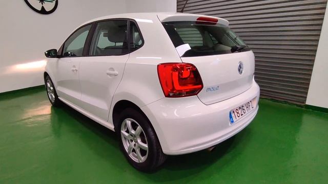VOLKSWAGEN Polo 1.6 TDI AutoStore 80 смотреть онлайн