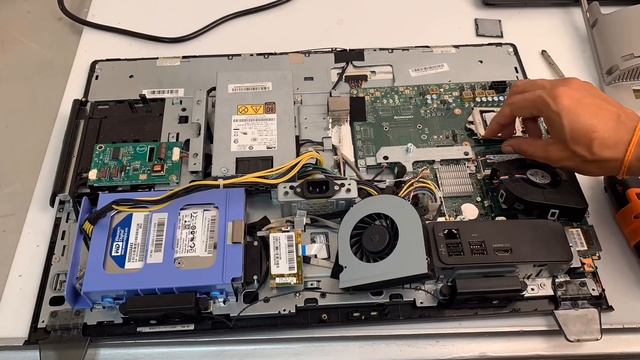 Upgrade for All-in-One Computer CPU from i5 to i7 смотреть онлайн