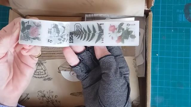 Unboxing Your Creative Studios January subscription смотреть онлайн