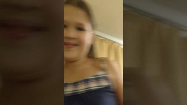 Девочка 10 лет жжёт) часть 3