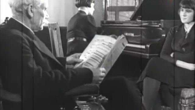 Rosa Tamarkina plays Chopin Mazurka op. 50 no. 2 - video смотреть онлайн