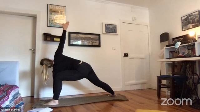 Online Yoga class - Posture смотреть онлайн