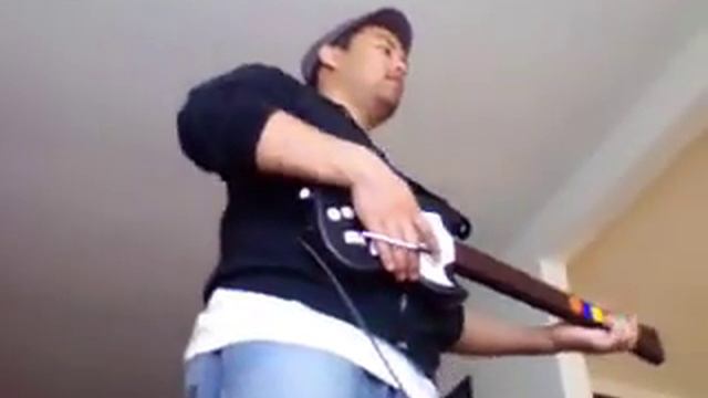 Malaya's My Guitar Hero смотреть онлайн