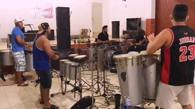 Marreta é Massa ensaio - Finhow Bacurinhas / Música - Mega Dance смотреть онлайн