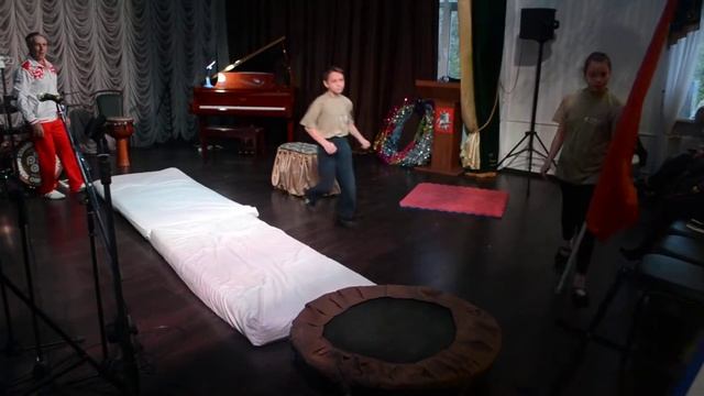 «Акробатический этюд» - цирковой коллектив «Орлята» смотреть онлайн