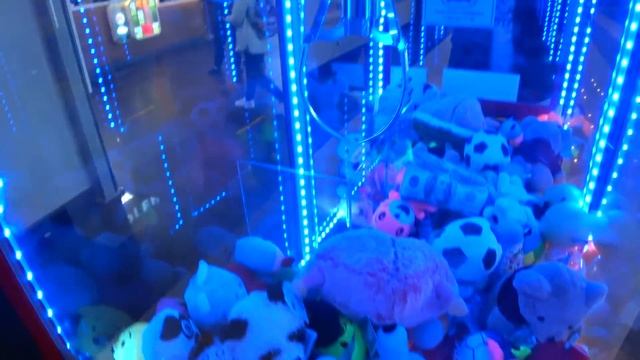Играю в Питерские Автоматы, Нашёл увлекательный призовой автомат и сыграл в него! Key Master 21 смотреть онлайн