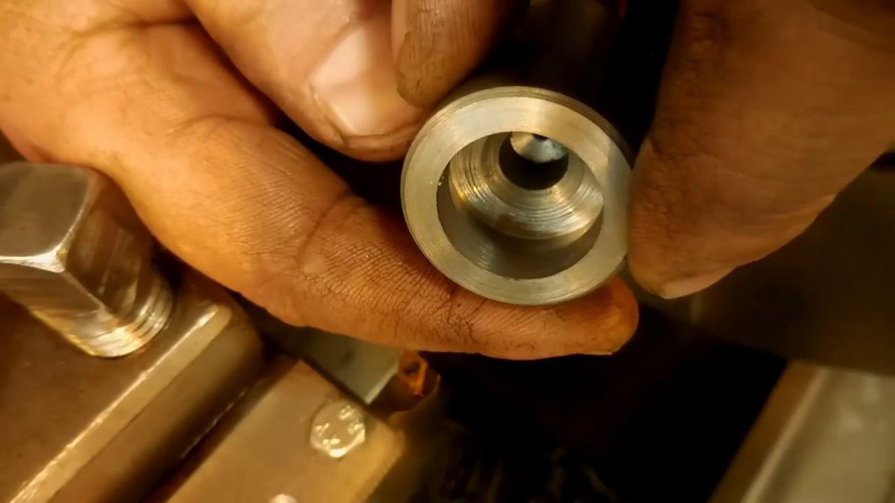 Как сделать КАНАВКИ ДЛЯ ВЫХОДА резьбы на токарном легко и просто смотреть онлайн