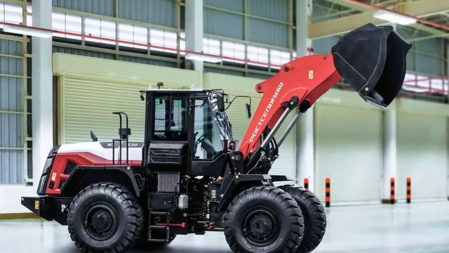 Новый тракторный завод. Что, как, когда и из чего? смотреть онлайн