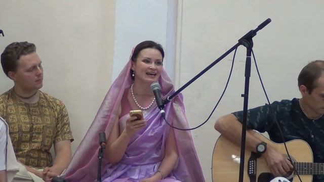 РАДХАШТАМИ, Песня "Там, где плавно танцуют павлины...". Пермь 29.08.2017. смотреть онлайн