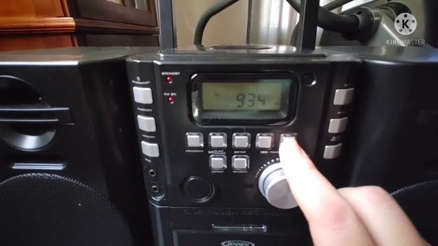 2014 Jensen CD-725 non-Bluetooth boombox stereo, let's review it! смотреть онлайн