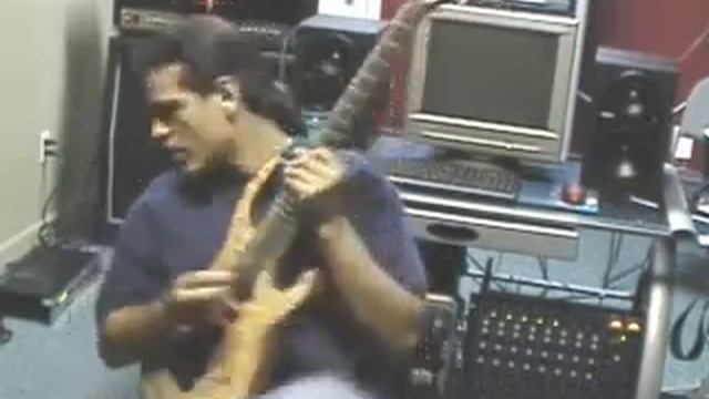 Santiago Dobles DVD 7 String Sweeping / Legato Arpeggios смотреть онлайн