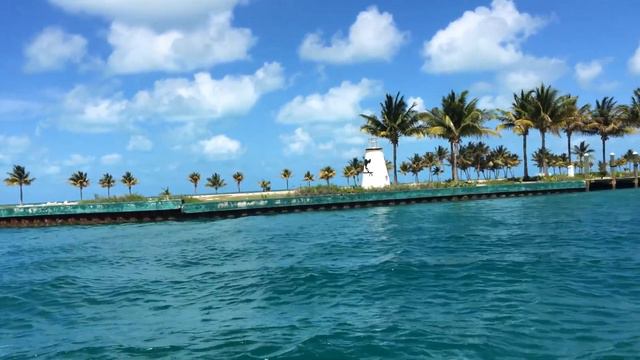 Diaz Marine in South Cat Cay смотреть онлайн