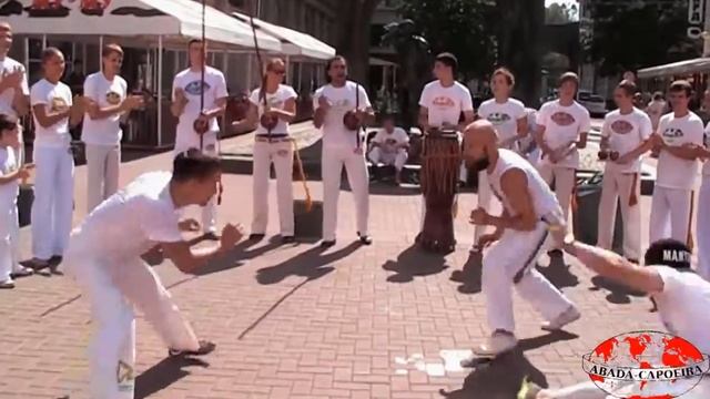 ABADA Capoeira Moscow, Old Arbat street, 11 August 2013 смотреть онлайн