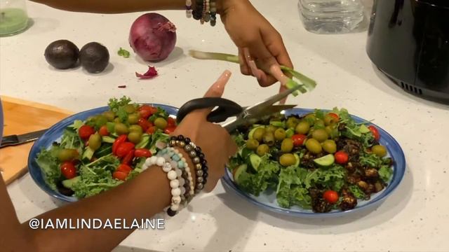 How to Make Tasty Kale Salad 4 Everyone| Flavorful & Dried Cherries| Alkaline Vegan| iamLindaElaine смотреть онлайн