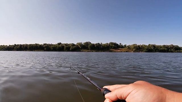 Рыбалка на Оке | Береговой Джиг | Силиконовые Приманки. fishing смотреть онлайн