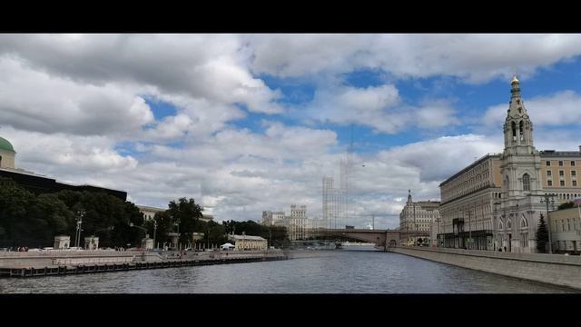 ПРОГУЛКА ПО МОСКВЕ.