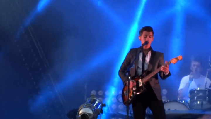 Arctic Monkeys - She's Thunderstorms @ Субботник | Фестиваль | 2013
