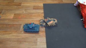 ТАНКОВЫЙ БОЙ. Комплект радиоуправляемых танков.