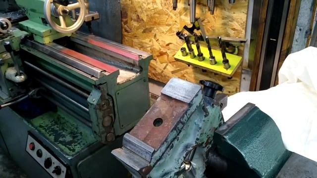 Токарный станок ИЖ 1И611. Люнет для любимчика =)))) смотреть онлайн