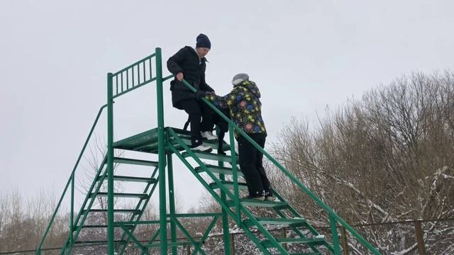 КМС - 208. смотреть онлайн