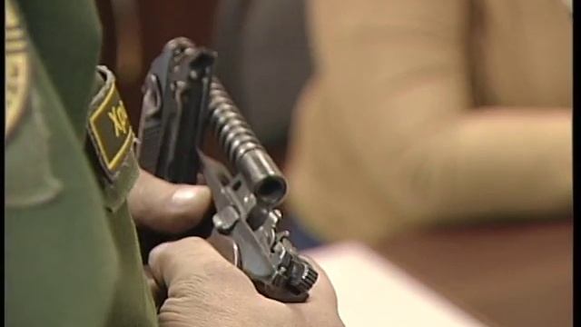 От макета оружия до уголовного дела смотреть онлайн