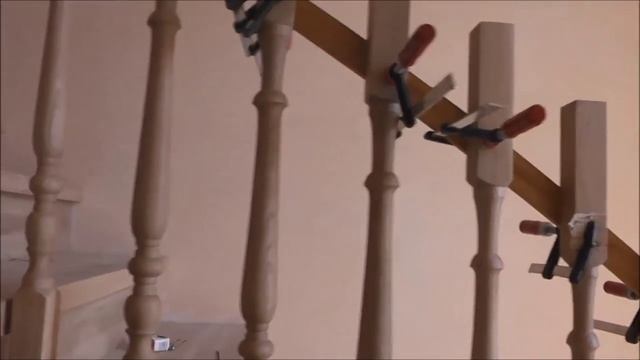 Поэтапная сборка лестницы. Часть 2. смотреть онлайн