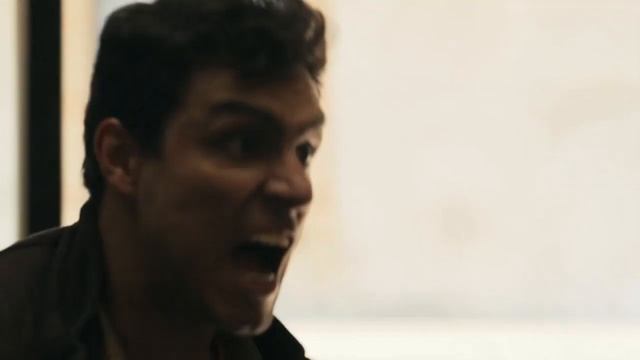 S.W.A.T 5x1: Hondo saves Delfina in the city смотреть онлайн